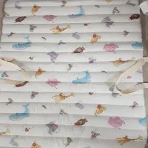 포몽드낮잠이불 포몽드 생크림 듀라론 리버시블 (어린이집 낮잠이불 모달 크레용파티)