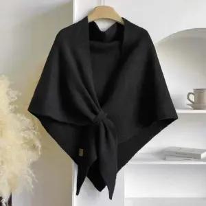 여성 실내 외출 사무실 빅사이즈 간편 착용 홀 어깨 솔리드 삼각 케이프