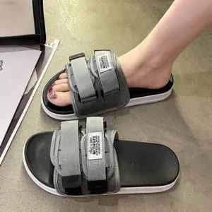 [모두쇼핑}남성 여성 고급 찍찍이 트렌드 투 영문 패치 포인트 통굽슬리퍼 뮬스니커즈 사무실슬리퍼 뮬 키