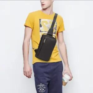 남녀 공용 편한 데일리 스트릿 슬링백 크로스백 가방 허리가방 미니힙색 가죽힙색