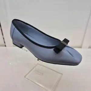 [엘칸토]엘칸토 HC11 양가죽 여성화 N1V1U42X650 (46256439)