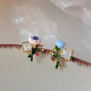 하나쯤은 꽃귀걸이 실버은침 핸드메이드 귀걸이 꽃귀걸이 연예인귀걸이 진주링귀걸이