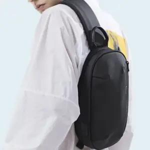 캐주얼 학생 바디백 USB 포트 검정 가방 패션 슬링백 남자미니크로스백 남자크로스백