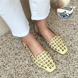 가벼운 데일리 펀칭 로퍼 망사 플랫슈즈 여름용 여성플랫슈즈 발편한플랫 여성단화구두