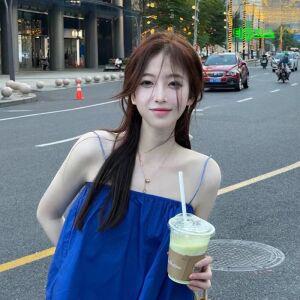 파란색 코발트블루 나시 민소매 슬리브리스 여성 여자 상의 티 여름 워터밤 휴가 티류