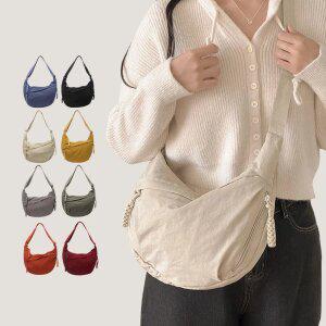 트래블라라 여성 여행용 크로스백 반달 보부상 미니백 가벼운 나일론 해외 여행 핸드폰