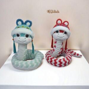 푸른뱀 인형 선물 새해 부들 뱀띠 인형 애착 복 2025 35cm 티류으스