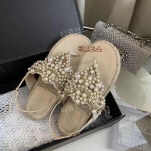 여성용 가짜 진주 플랫 샌들 여름 패션 클립 토 이레강트 비치 슈즈야외 웨딩샌들 티류