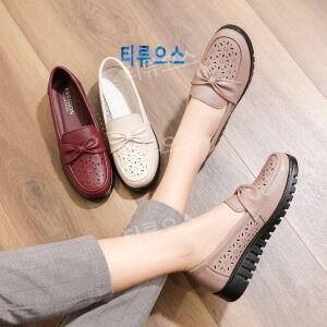 2024 엄마 샌들 진가죽 컴포트 통굽플랫 중장년층 여성화 펀칭 구멍 구두 봄여름 티류