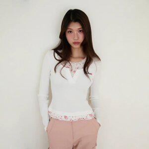 [BLUE LABEL] 플라워 레이어드 러플 긴팔 티셔츠 ES2