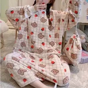 [셀러허브]홈웨어수면원피스 파자마 빅사이즈 겨울 체크베어 (S6316693)