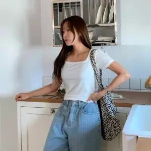 [하프클럽/]여자 베이직 스퀘어넥 반소매 레이온 티셔츠