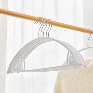 [살림의기술] 360도 회전형 튼튼한 어깨뿔방지 논슬립 니트 셔츠 옷걸이 10P