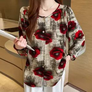 [퀸이즈][퀸이즈] [88까지]티커 루즈핏 플라워 포인트 라운드넥 블라우스