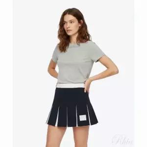 톰브라운 미니 박스 플리츠 스커트 치마 네이비 FJK133A07651415