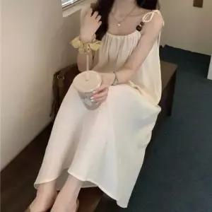 바캉스코디 민소매원피스 롱원피스 링클프리 구슬장식 끈나시 플라워원피스