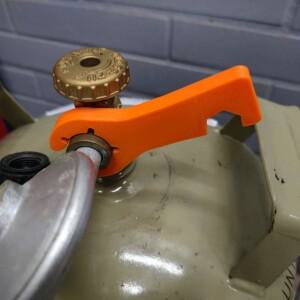 1개 카라반 RV 가스통 렌치 2in1 자석 도구 캠핑 모터홈 그릴 자동차 액세서리