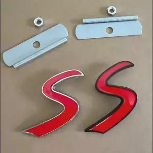 Cooper R50 R52 R53 R56 JCW 그릴 배지 데칼 외부 액세서리 용 1X 3D 메탈 S 프론트 그릴 엠블럼