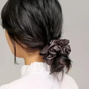 [하프클럽/셀러허브_여성트랜드패션]곱창밴드 헤어슈슈 스크런치 헤어포인