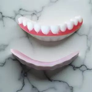 앞니 임시 치아 의치 가짜이빨 가짜치아 인공치아 모조 틀니 미소