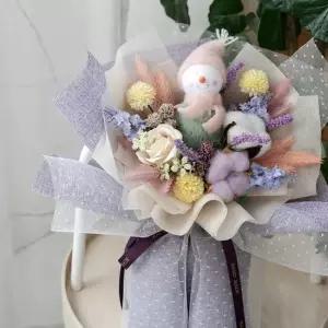 목화 조화 꽃다발 트리오눈사람 45cm 인테리어 꽃 선물 장식 기념일 졸업식 인형