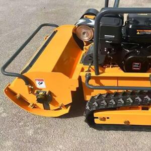 맞춤형 효율적이고 시간 절약적인 인기 상품, 부드러운 작동, 무선 추적 제어 기능을 갖춘 잔디 깎는 로봇