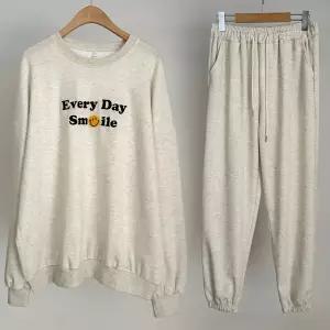 에브리걸스트레이닝세트 GOQ690M403 빅사이즈 사이즈에서 자유로운 그녀~