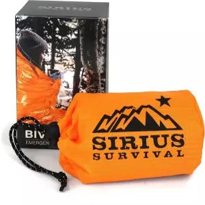 시리우스 서바이브 바이비 비상 침낭 - 가볍고 컴팩트한 방수 보온 담요 휴대용 드로스트링 백에 담긴