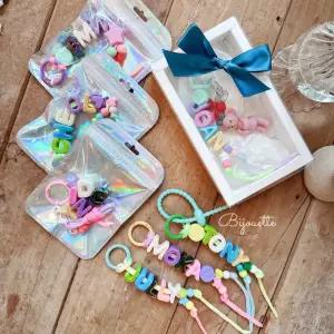 오로라 알파벳 이니셜 키링 만들기 세트 아크릴 하트 키링 답례품 캐리어 네임택 선물 DIY 키트