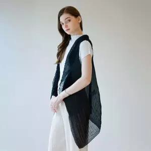 [요이츠] 플리츠 숄 베스트 블랙_YK05WRPVT01