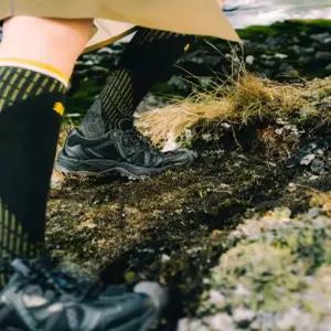 남녀공용 로우컷 하이킹슈즈 호크 라이즈 FE4KX25700BLK