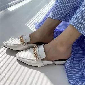 [오노마] ONM 체인장식 블로퍼 여성뮬 캐주얼슈즈 슬리퍼 플랫굽 (S8648010)