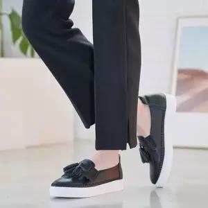 [라일리의류] Rly 국내제작 테슬 스티치 포인트 양밴드 통굽 슬립온