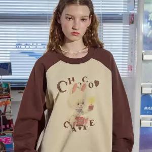 초코베리 레글런 스웨트셔츠 베이지브라운