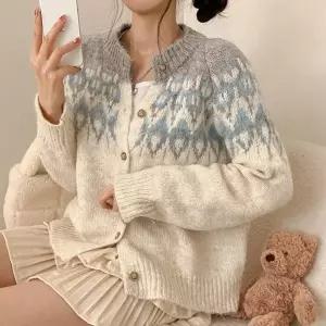 (색상 아이보리)겨울니트 여성 패턴 겨울 긴팔 예쁜 가디건 아이보리 여성가디건 도톰 니트