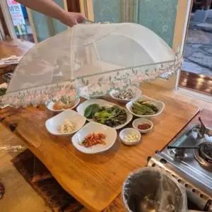 원터치 접이식 밥보 대형 식탁 덮개 편리한 밥상 보호대 등받이 커버 (WFKBDCL)