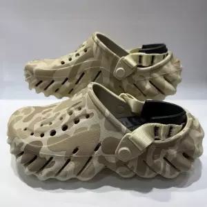 [크록스]   덕 카모 클로그 211981-2YJ