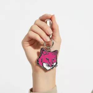 폭스헤드 메탈 키링 LW06904AM1002 FUCHSIA