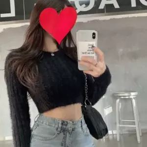 긴팔 기장 배꼽티 4color 니트 겨울 여자 크롭 앙고라