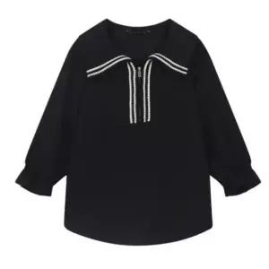 [롯데백화점]씨 배색 트리밍 반집업 블라우스 SJBAH2408