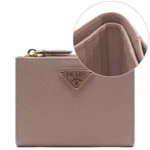 26SS 여성 사피아노 삼각로고 반지갑 1ML050 QHH F0236 26S)