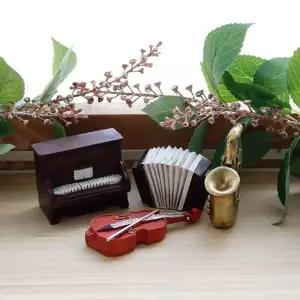 악기 RLS792W4 미니어처 장식 소품 4종 책상 선반 포인트 데코