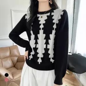 KARRA 리버스라운드니트_A5W0860