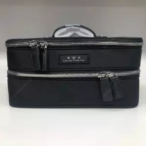 루이까스텔 여성 로고리벳포인트 파우치백 3LOBB901B