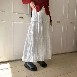 [하프클럽/]여자 봄 여름 가을 데일리 하늘하늘 도트 프릴 롱 스커트