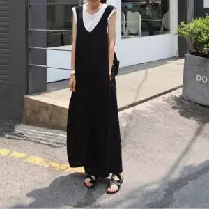 [에이치플러스몰]점프수트 민소매 루즈핏 브이넥 레이어드 여자 편한