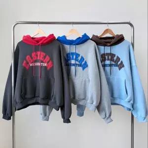 [옷자락]여성 박스핏 배색 기모 겨울 티셔츠 캥거루 포켓 프린트