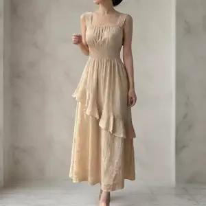 [옷자락]여성 셔링 스퀘어넥 민소매 롱드레스