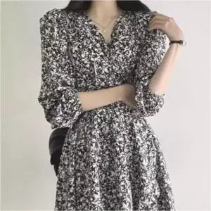 긴팔 랩원피스 미니기장 패턴 꽃무늬 화사한 데이트룩 플레어