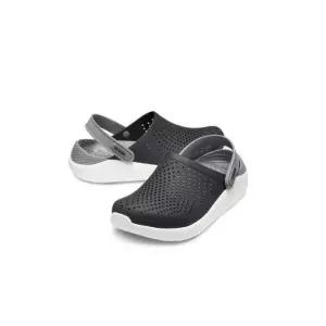 [크록스] 라이트라이드 클로그 204592-05M 블랙스모크